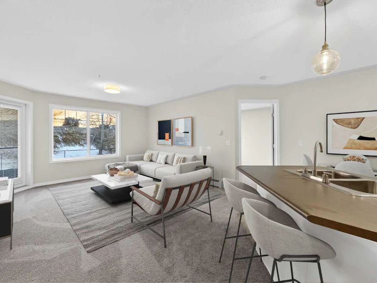 212-369 Rocky Vista Park NW, Calgary, AB, T3G 5K7 - 5