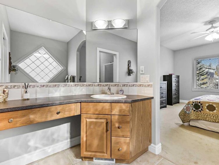 69 Evergreen Crescent SW, Calgary, AB, T2Y 3R3 - 17