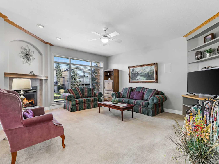 69 Evergreen Crescent SW, Calgary, AB, T2Y 3R3 - 3
