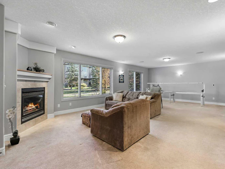 69 Evergreen Crescent SW, Calgary, AB, T2Y 3R3 - 25
