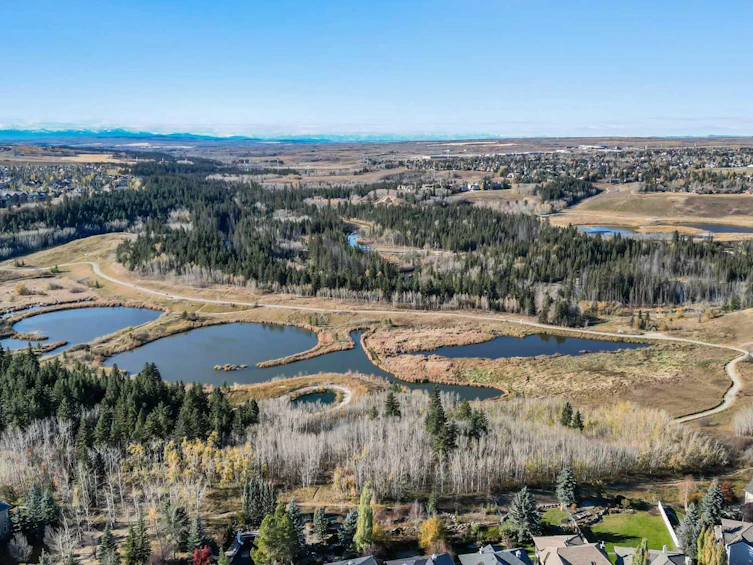 69 Evergreen Crescent SW, Calgary, AB, T2Y 3R3 - 43