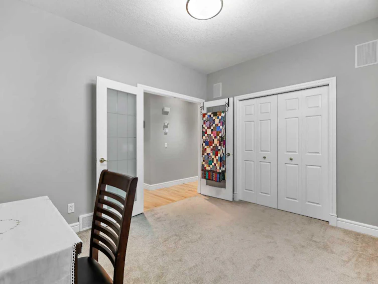 69 Evergreen Crescent SW, Calgary, AB, T2Y 3R3 - 18