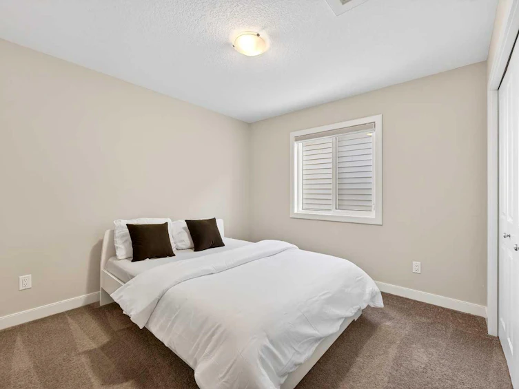 77 Belvedere Drive SE, Calgary, AB, T2A 7Y1 - 37