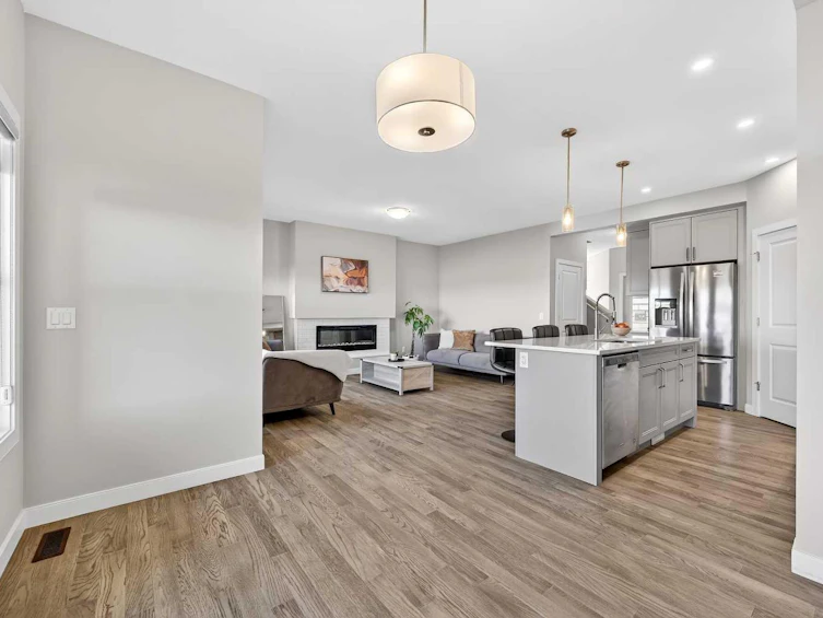 77 Belvedere Drive SE, Calgary, AB, T2A 7Y1 - 9