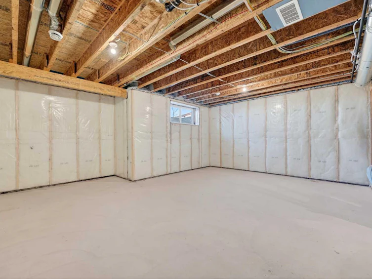 77 Belvedere Drive SE, Calgary, AB, T2A 7Y1 - 38