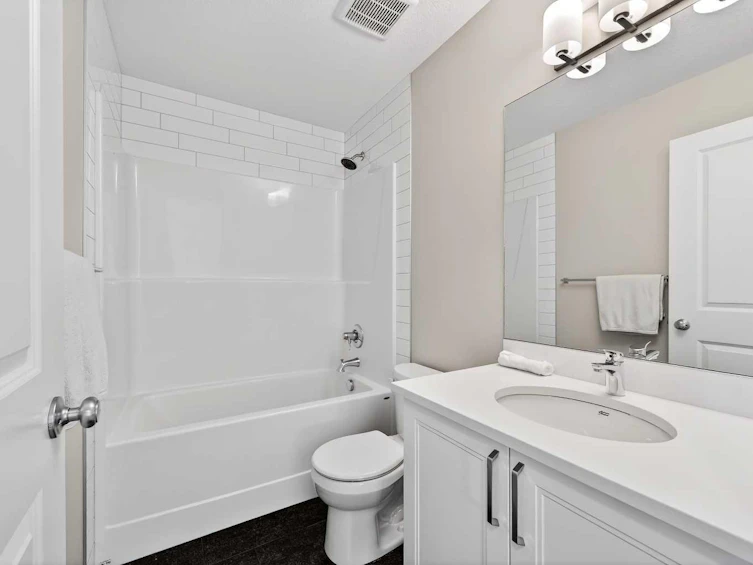 77 Belvedere Drive SE, Calgary, AB, T2A 7Y1 - 34