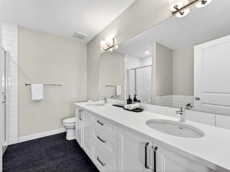 77 Belvedere Drive SE, Calgary, AB, T2A 7Y1 - 30
