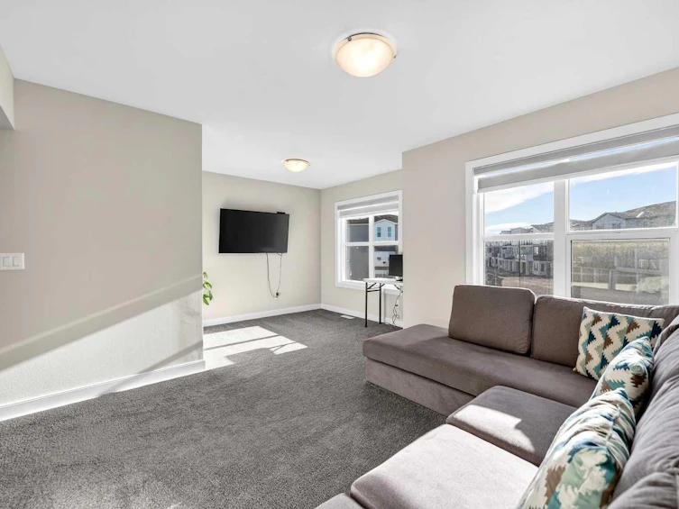 77 Belvedere Drive SE, Calgary, AB, T2A 7Y1 - 25