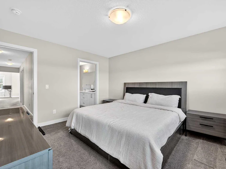 77 Belvedere Drive SE, Calgary, AB, T2A 7Y1 - 28