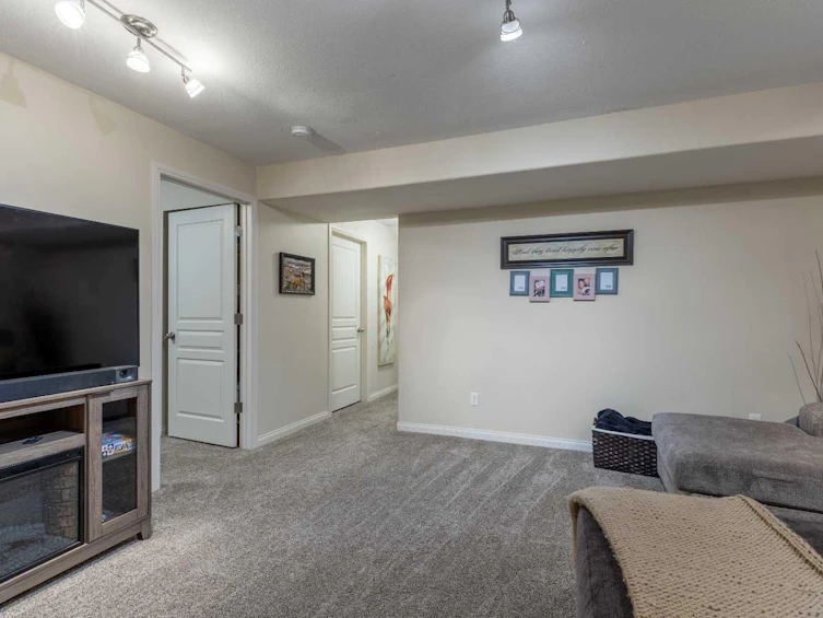 420 Silkstone Crescent W, Lethbridge, AB, T1J 2G3 - 27