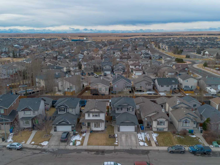 420 Silkstone Crescent W, Lethbridge, AB, T1J 2G3 - 40