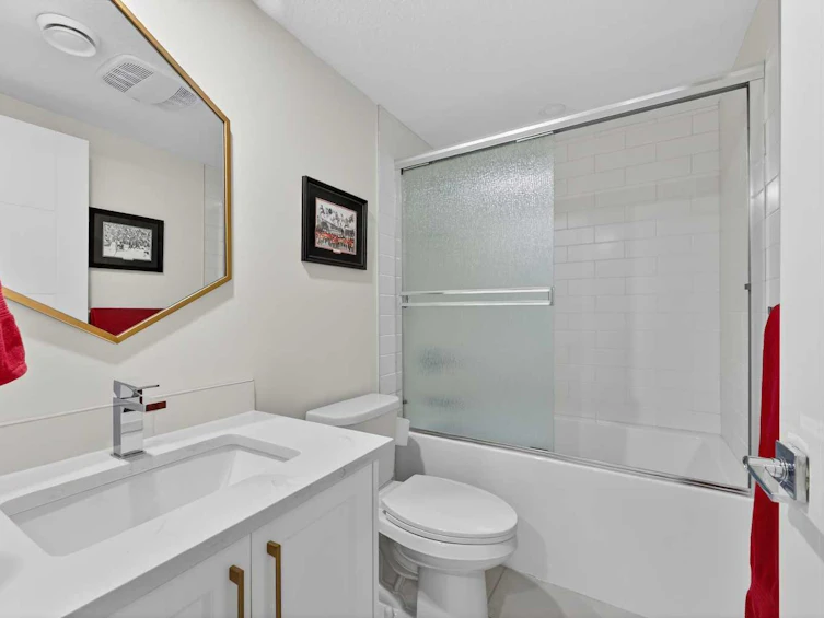 2720 41 Street SW, Calgary, AB, T3E 3K6 - 33