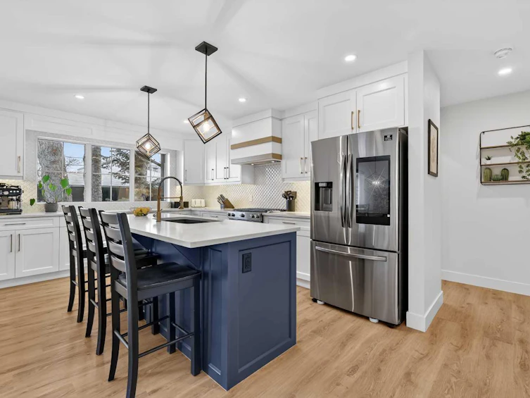 2720 41 Street SW, Calgary, AB, T3E 3K6 - 10
