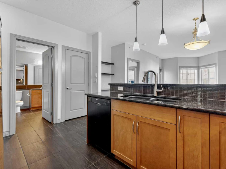 406-70 Royal Oak Plaza NW, Calgary, AB, T3G 0C6 - 12