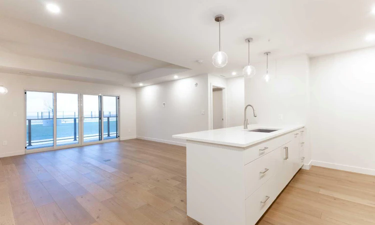 133-102 Scenic Drive N