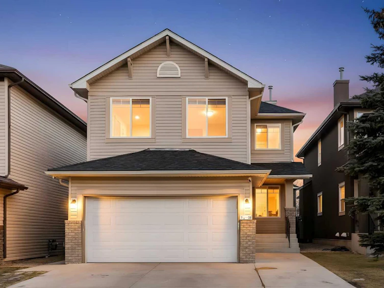 138 Saddlecrest Way NE, Calgary, AB, T3J 5N2 - 2