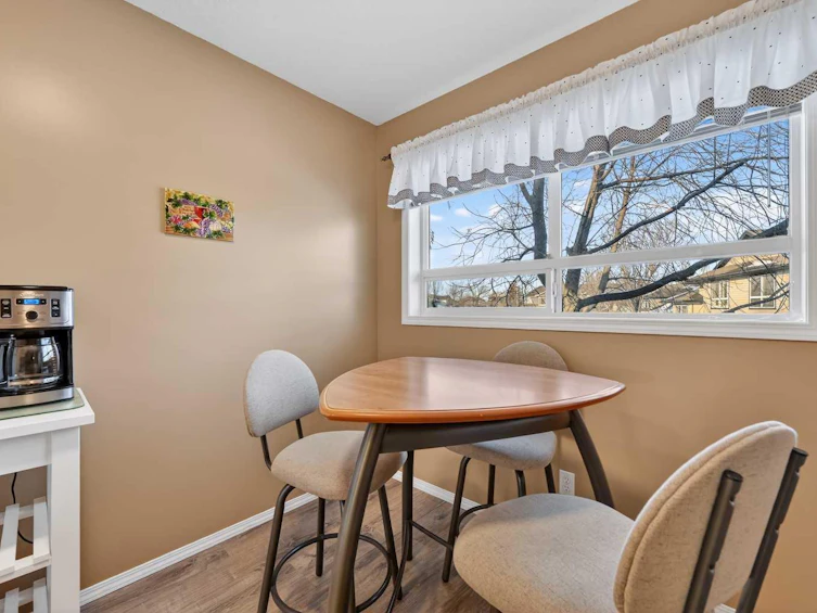 16-103 Fairways Drive NW, Airdrie, AB, T4B 2Y5 - 11