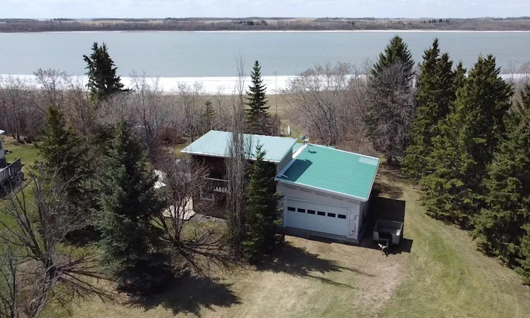 126-43182 Range Road 214