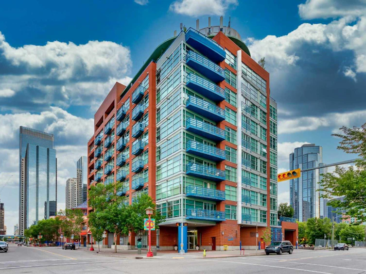 1005-205 Riverfront Avenue SW, Calgary, AB, T2P 5K4 - 2