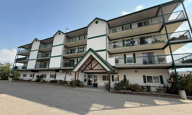 204-228 Pembina Avenue