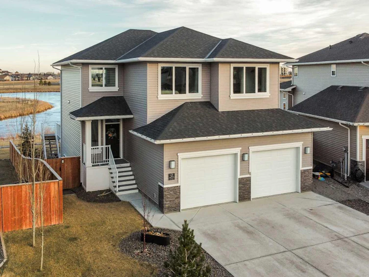 131 Goldenrod Way W, Lethbridge, AB, T1J 5V2