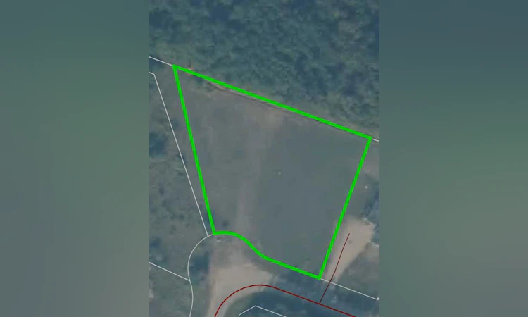 106, 13442 Lakeland Drive