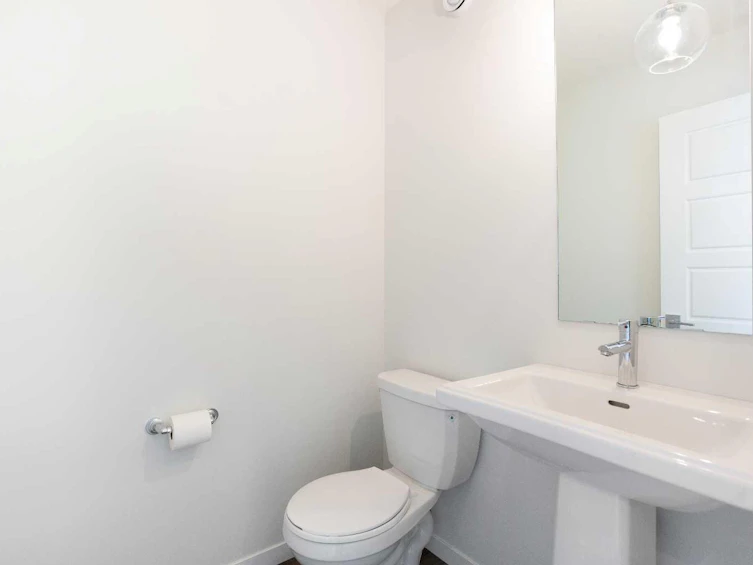 16 Creekstone Drive SW, Calgary, AB, T2X 4Z5 - 17