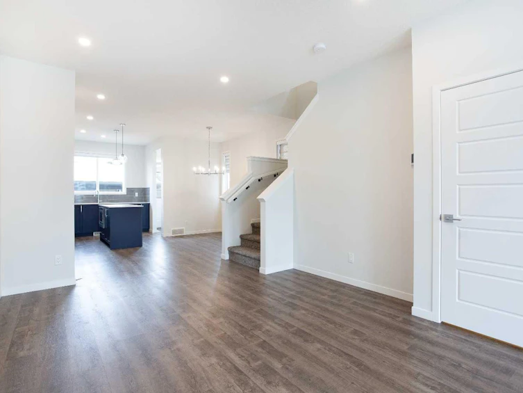 16 Creekstone Drive SW, Calgary, AB, T2X 4Z5 - 7