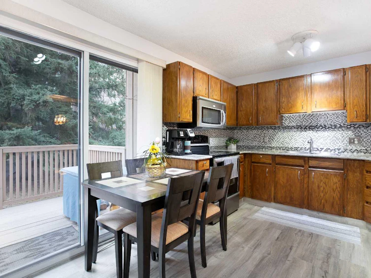 9-225 Berwick Drive NW, Calgary, AB, T3K 1R8 - 7
