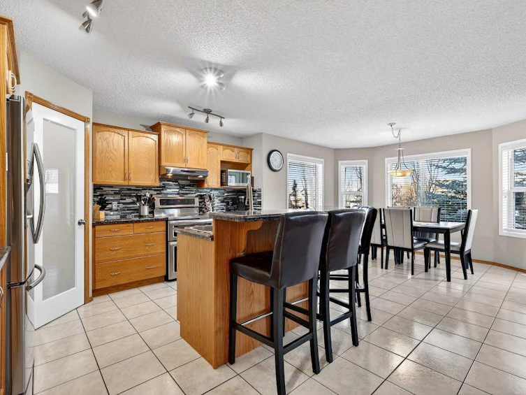 195 Cove Crescent, Chestermere, AB, T1X 1J6 - 7