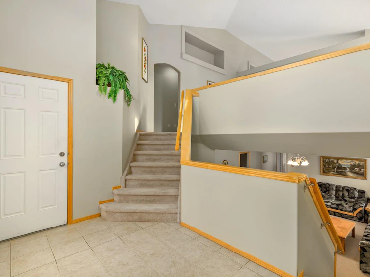 131 Panatella Close NW, Calgary, AB, T3K 6C9 - 4