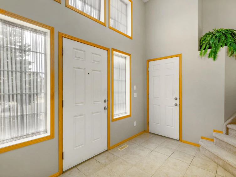 131 Panatella Close NW, Calgary, AB, T3K 6C9 - 3
