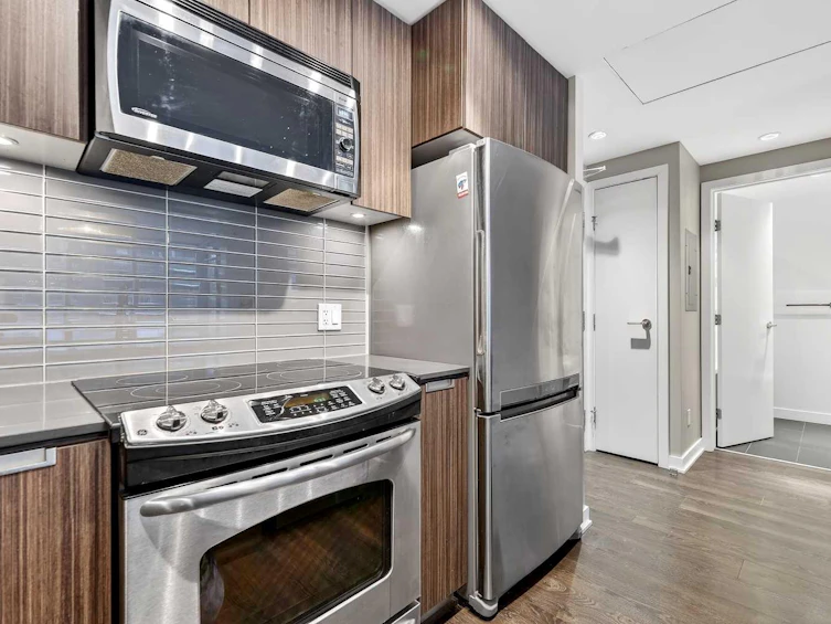 910-626 14 Avenue SW, Calgary, AB, T2R 0X4 - 14