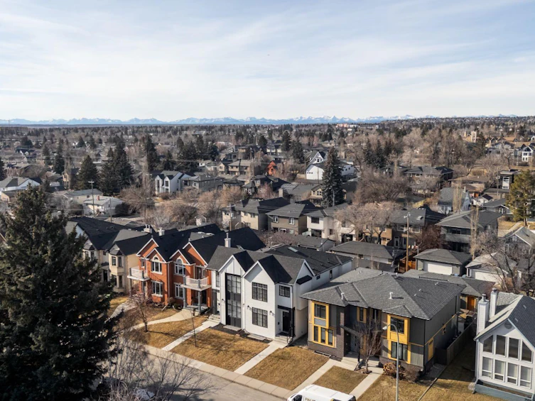 2015 24a Street SW, Calgary, AB, T3E 1V5 - 3