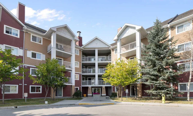 4104-10 Prestwick Bay SE