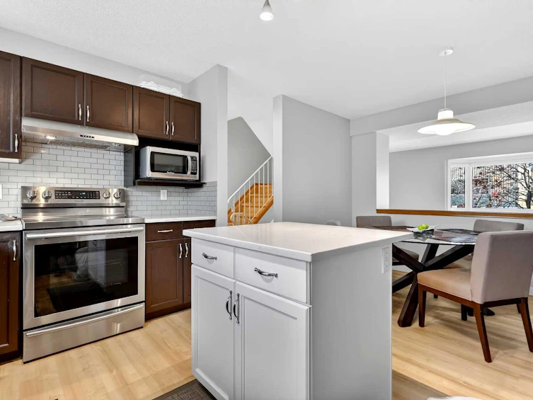 72 Glenbrook Villas SW, Calgary, AB, T3E 7E8 - 14