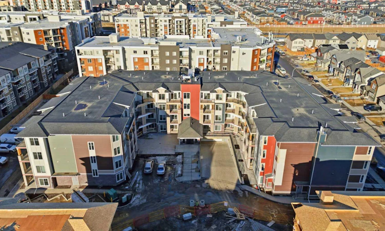 2313-15 Skyview Point Crescent NE