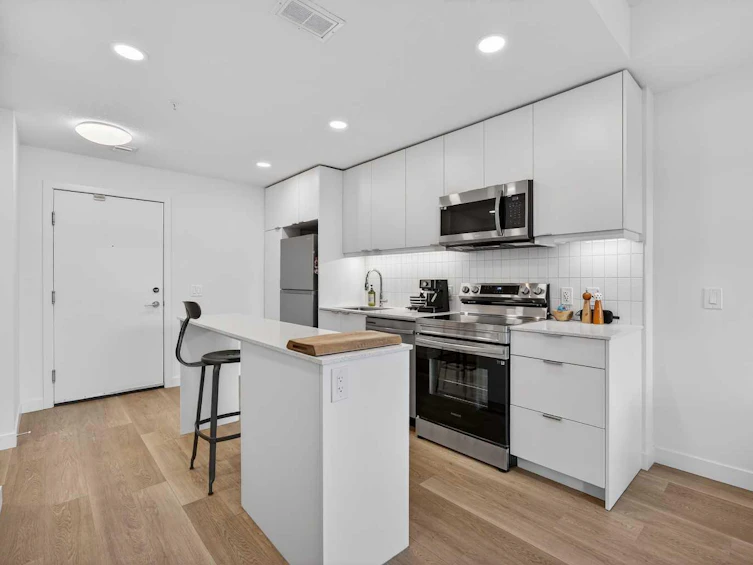 2310-8500 19 Avenue SE, Calgary, AB, T2A 0M8 - 9