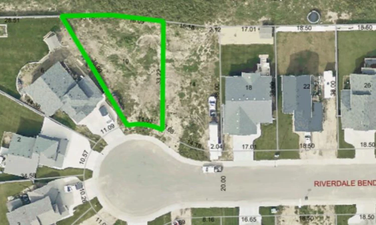 10 Riverdale Bend