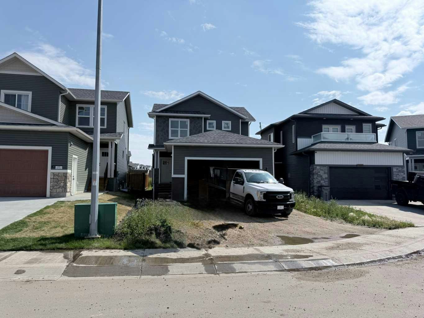 13209 105 Street, Grande Prairie, AB, T8X 0W5