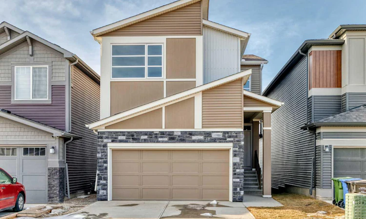 31 Lucas Passage NW