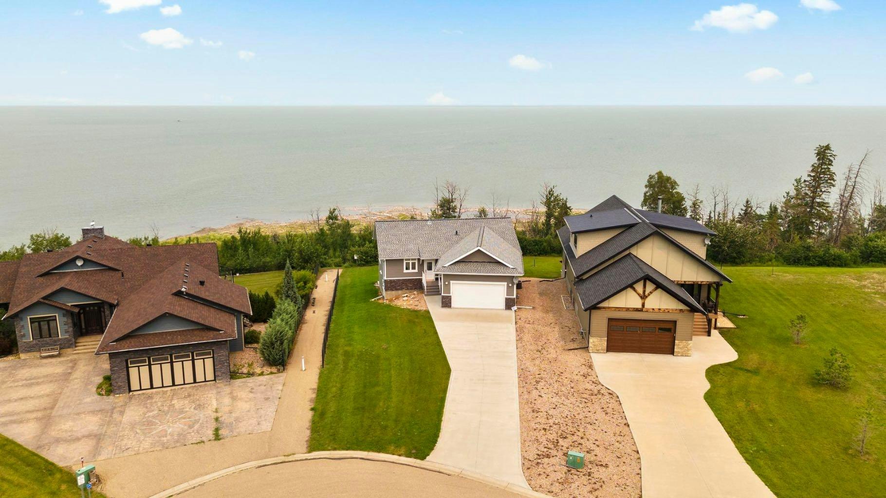 23 Marina View Close, Stettler, AB, T0C 2L0