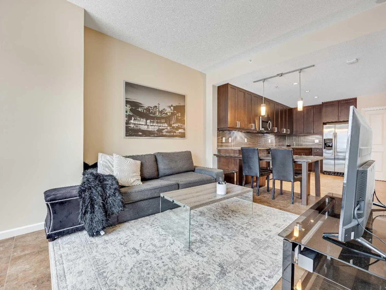 504-211 13 Avenue SE, Calgary, AB, T2G 1E1