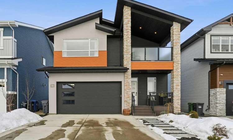 20 Ellington Crescent