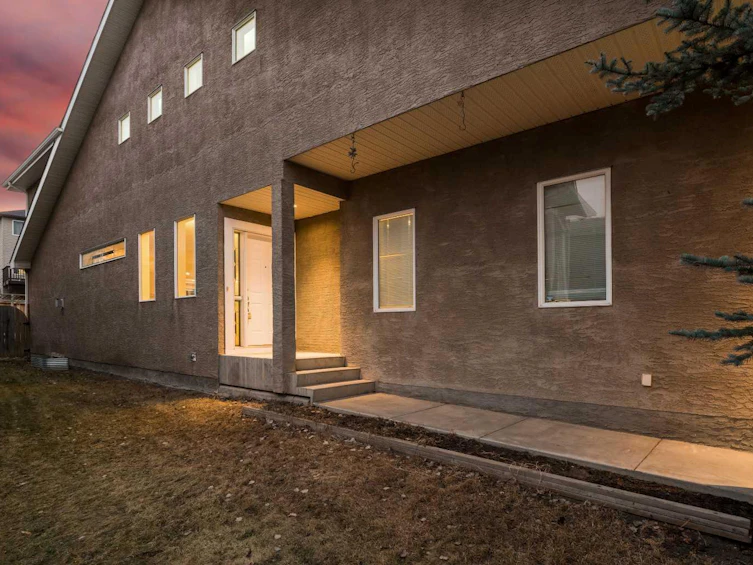 12069 Valley Ridge Drive NW, Calgary, AB, T3B 5W9 - 46