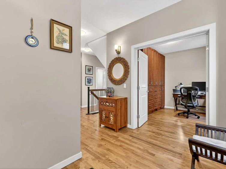 401 Mahogany Court SE, Calgary, AB, T3M 0T6 - 2