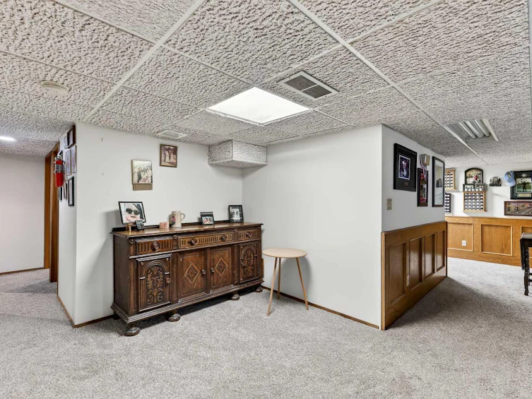 80 Oakmount Way SW, Calgary, AB, T2V 4Y1 - 35