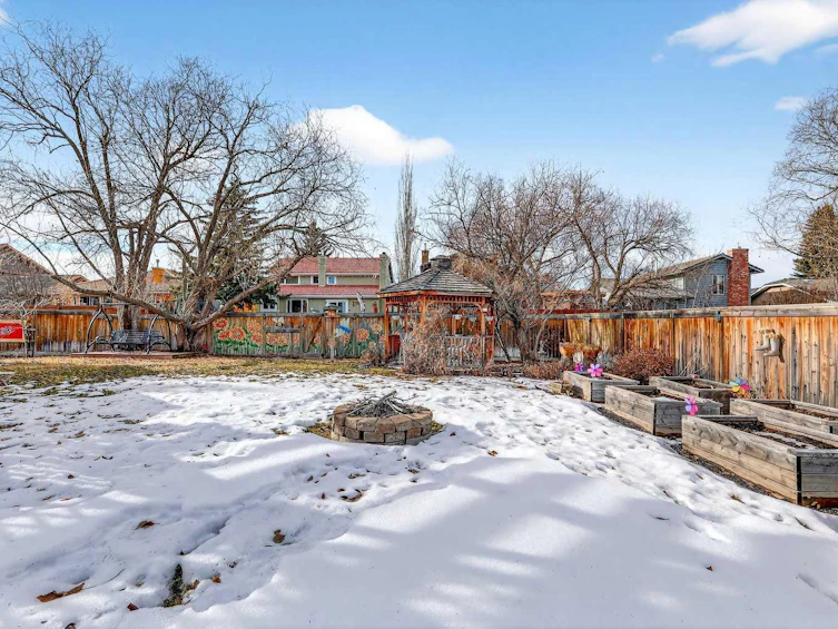 80 Oakmount Way SW, Calgary, AB, T2V 4Y1 - 45