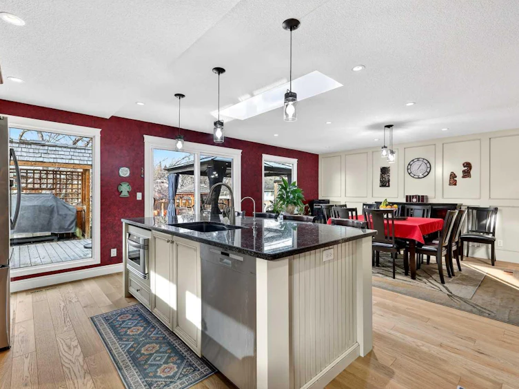 80 Oakmount Way SW, Calgary, AB, T2V 4Y1 - 16