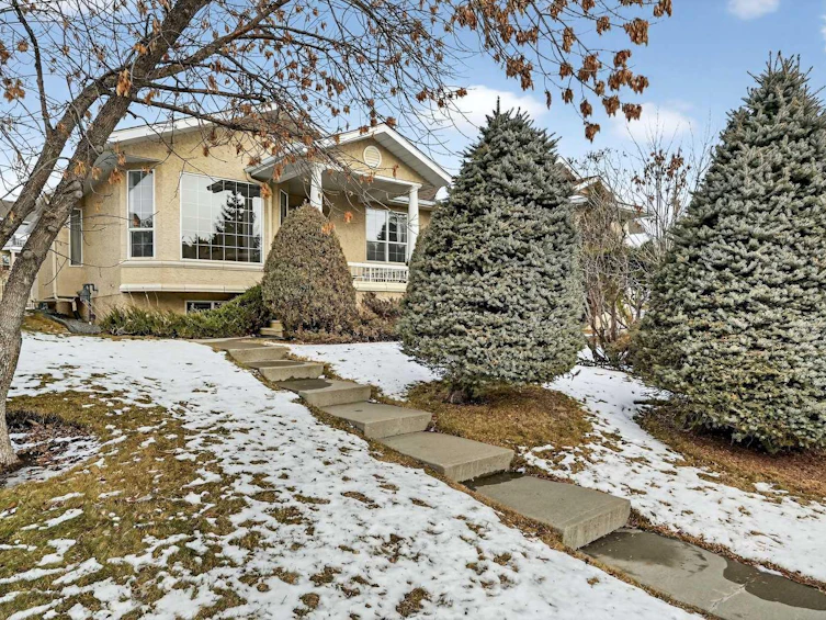 12 Sierra Morena Way SW, Calgary, AB, T3H 3E4 - 2